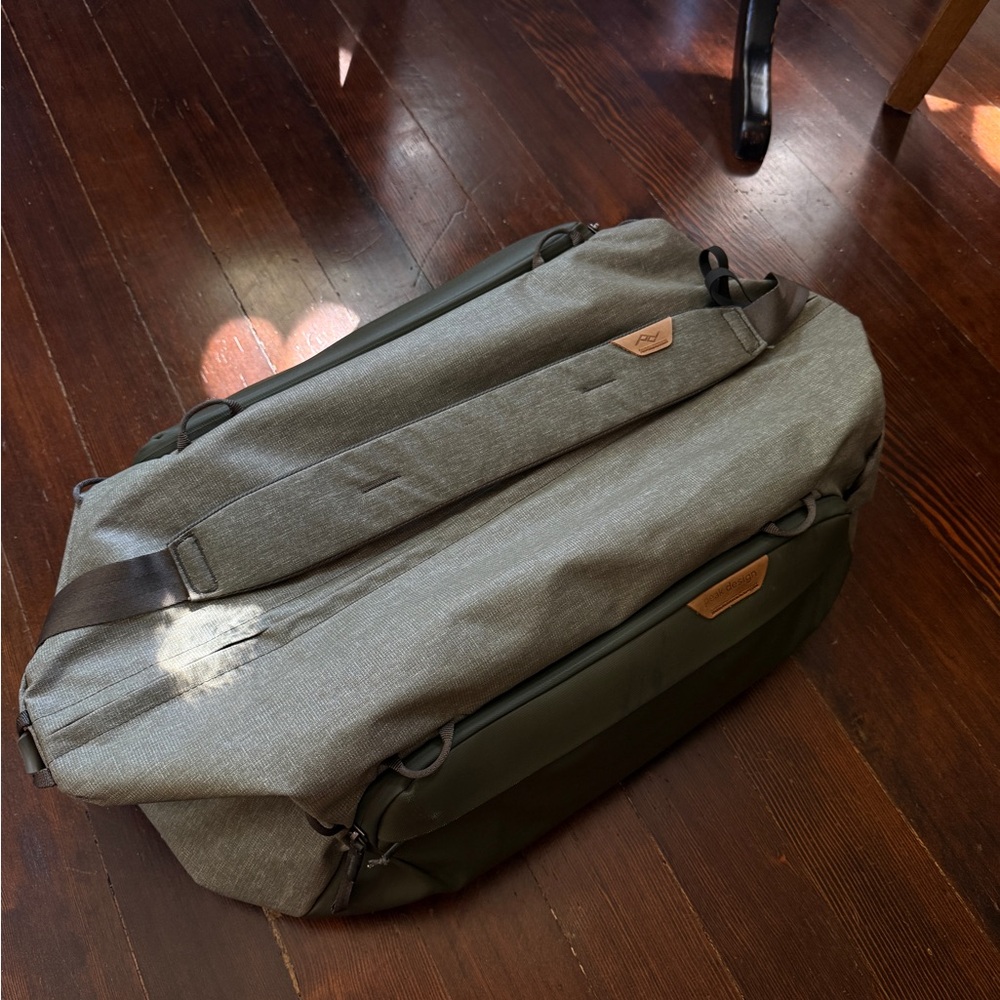 peak design sage 45L duffel